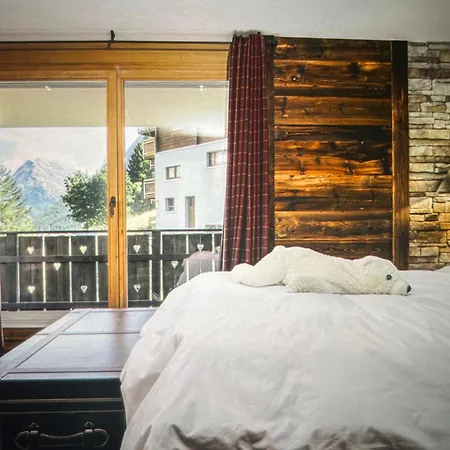Semesterbostad Dreamy Chalet Near Slopes W Hot Tub *