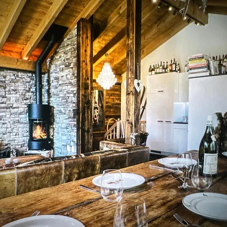 Dreamy Chalet Near Slopes W Hot Tub * Courchevel